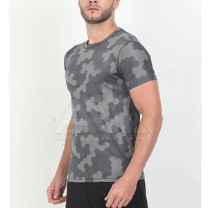 Camiseta de Camuflaje para Hombre, Manga Corta, Estilo Deportivo Informal, Venta al Por Mayor OEM - Product Image 3