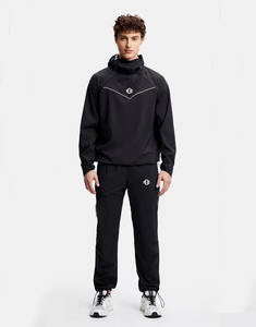 Streetwear en nylon de grande taille pour l'hiver OEM Ensemble de jogging à capuche 2 pièces Élégant Noir LOGO personnalisé Imperméable unisexe - Product Image 1