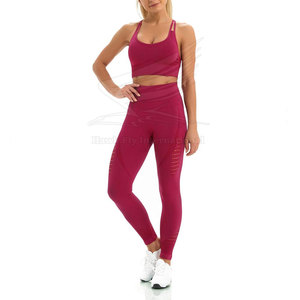 Ensemble de yoga pour femmes en matériau durable, qualité supérieure, respirant, taille élastique unie, logo frontal - Product Image 4