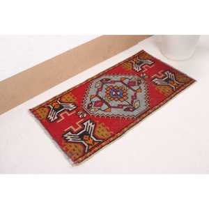 1.6x3.1 ft Rug, Vintage Turkish Small Rug, <b>Red</b> <b>Wool</b> Rug - Product Image 4