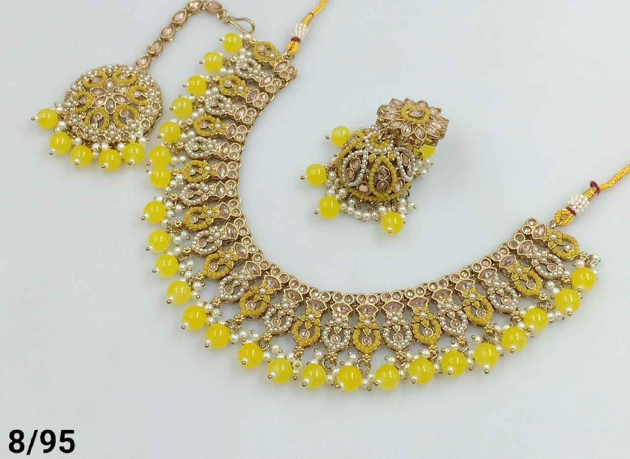 สีเหลือง