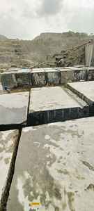 บล็อกหินแกรนิตดิบพื้นผิวขรุขระ2700กก./ม. ความหนาแน่นในการก่อสร้างใช้โซลูชันทั้งหมดสำหรับโครงการราคาจาก rajastan - Product Image 4