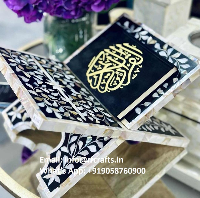 Handicraft Decorative Islamic Quran Stand Luxury Resin and Wood Design for Prayer and Special Gifts