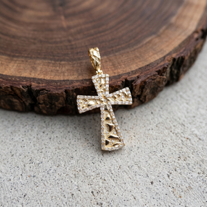 Collier pendentif croix Iced Out plaqué or avec pierres baguette, bijoux hip-hop, vente en gros, fabricant de pendentifs personnalisés, usine - Product Image 4