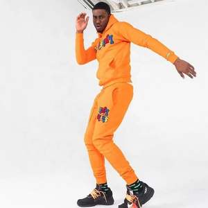 Sudadera con capucha para hombre, ropa deportiva masculina con bordado de chenilla naranja, jersey de chándal ajustado, jersey de chándal personalizado, popular en primavera de 2022 - Product Image 3