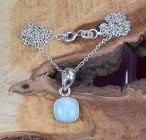 Pendentif en Larimar fait à la main, carré, en argent sterling 925, bijoux en pierres précieuses, collier en pierre bleue pour femmes, vente en gros - Product Image 1