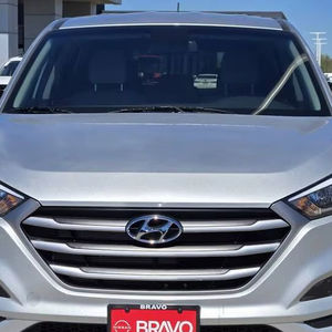 Hyundai Tucson SE 2017 Ligeramente Usado, SUV de 4 Puertas (2.0L 4 Cilindros 6A) - Product Image 1