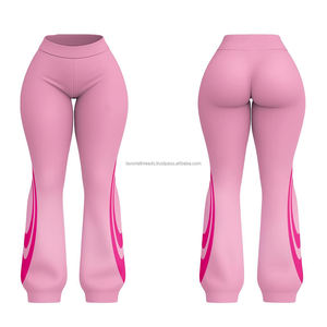 Pantalones acampanados elásticos de poliéster y spandex de primera calidad, 260 GSM, color gris, tejido de compresión suave con paneles gráficos en las pantorrillas, sublimación. - Product Image 1