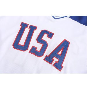 กางเกงแห้งเร็ว ระบายอากาศดี ชุดกีฬาแบบซับลิเมชั่น ยูนิเซ็กซ์ โพลีเอสเตอร์ 100% เสื้อฮอกกี้น้ำแข็ง - Product Image 3