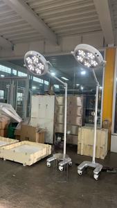 Nuova Lampada Operatoria Elettrica a LED Senza Ombra con 5 Fori, Luce per Sala Operatoria ad Alto CRI 92 per Uso Ospedaliero e Clinico - Product Image 2