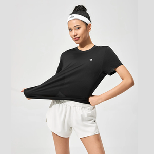 Camiseta OEM para correr cómoda para mujer con estampado de logotipo personalizado para el verano - Product Image 1
