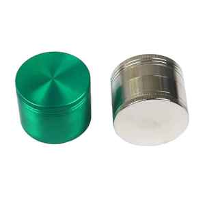 เครื่องบดเครื่องเทศอลูมิเนียมหลากสีที่บดสมุนไพรด้วยมือพร้อมหน้าจอตาข่าย4ชั้นและที่ขูดเพื่อให้ง่ายและละเอียด - Product Image 6