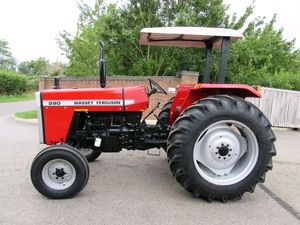 Tractor Agrícola Massey Ferguson MF 690 4WD con Motor de 90HP y Caja de Cambios en Venta - Product Image 4