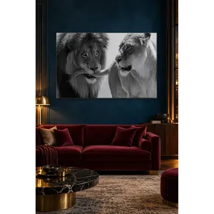 Impression sur toile Fida avec paire de lions amusants en noir et blanc - Product Image 3
