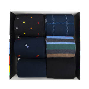 Confezione Regalo di Calzini Caldi in Cotone per Uomo, 6 Paia Assortite per l'Inverno, Taglia Unica, Design Classico Fantasia, Fondo Bianco - Product Image 1