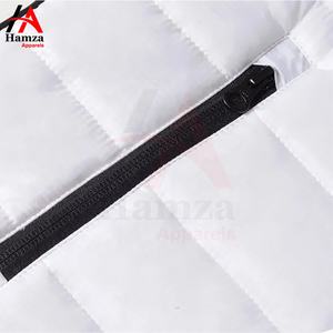 Chaqueta Acolchada Personalizada Negra y Blanca de Alta Gama, Unisex, 300 GSM, Poliéster, Cortavientos, Ligera, Ropa de Invierno, Fabricante OEM - Product Image 5