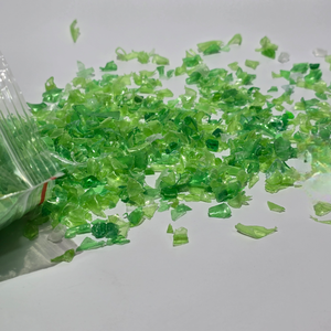 Flocons de PET de qualité industrielle, transparents/bleus/verts mélangés, propres, lavés à chaud, issus de bouteilles, fournisseur en vrac - Product Image 4