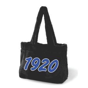 Zeta Phi Beta ZPB borsa Tote in pelliccia di sorellanza nera con lettere blu bianche ricamate 1920 borsa in peluche regalo di confraternita greca - Product Image 2