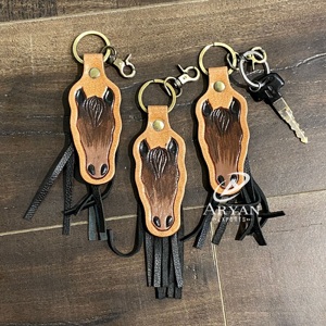 พวงกุญแจหนังม้าทำด้วยมือพวงกุญแจหนังแท้แบบตะวันตกส่วนบุคคลพวงกุญแจหนังวัวสุดหรู - Product Image 1