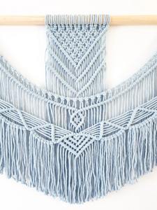 Art mural en macramé bleu clair élégant avec un design géométrique en nœuds et des franges pour la chambre à coucher, le couloir et la décoration moderne de la maison - Product Image 2