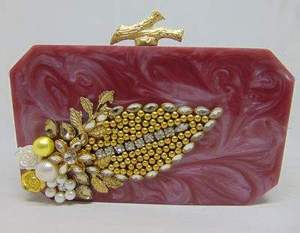 กระเป๋าคลัทช์เรซิ่นแฟชั่นงานแฮนด์เมด ดีไซน์เฉพาะตัว เป็นมิตรกับสิ่งแวดล้อม คุณภาพพรีเมียม สินค้ามาใหม่ รูปทรงกระเป๋าถือสำหรับออกงานกลางคืน - Product Image 4