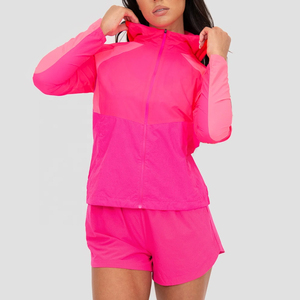 Ensembles personnalisés de haute qualité pour femmes short et veste coupe-vent deux pièces ensemble de short et coupe-vent en nylon avec fermeture éclair - Product Image 3