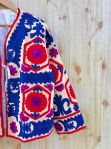 Suzani เสื้อแจ็กเก็ตปักลายด้วยมือสำหรับผู้หญิงเสื้อโค้ทผ้าคอตตอนสีชมพูแบบอินเดียสำหรับใส่ลำลองฤดูหนาวระบายอากาศได้เสื้อนอกเปิดกระดุมด้านหน้าโครเชต์ - Product Image 4