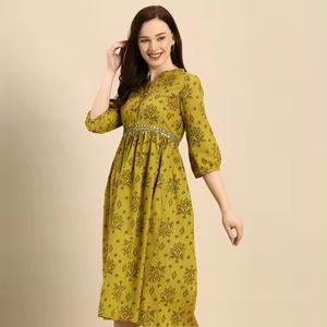 Vestidos de Algodón Suave para Mujer, Última Moda 2024, Estampados con Motivos Étnicos Verdes, Corte Evase, Manga Larga, Cuello en V, Vestido Elegante - Product Image 1