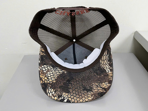 Sombrero de camionero de alta calidad con logotipo personalizado estructurado de camuflaje, malla transpirable para gorra clásica para exteriores, fabricado en fábrica de Vietnam - Product Image 5