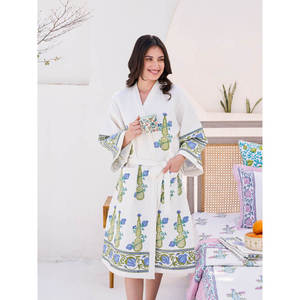Bata de Baño de Algodón Sozni para Mujer, Transpirable, de Media Manga, con Cierre de Cordón, Estampado de Leopardo, Talla Única para el Hogar - Product Image 1