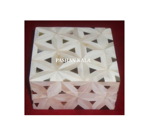 Nouvelle boîte à bijoux en bois nacre naturelle polie à la main de conception attrayante avec prix de budget de but de cadeau de retour indien - Product Image 1