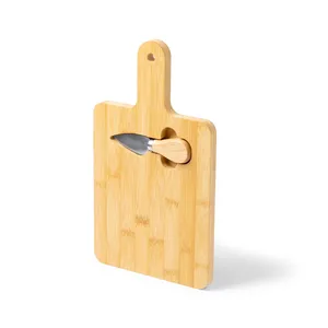 Tagliere Personalizzato in Legno Chertan con Utensili per Formaggio e Gadget - Product Image 5