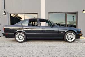SEDAN LHD/RHD 1995 B M W 540I USADO - Product Image 2