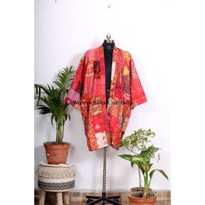 Robe de chambre kimono en soie indienne multicolore, style Kantha, vente en gros, vêtements de nuit, couleur rouge, patchwork fait main, robe longue maxi - Product Image 1