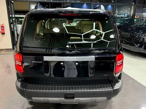 Land Cruiser Prado TXL 2025 EN VENTA - Product Image 2