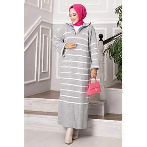 Vestido de punto cuello alto a rayas gris - Product Image 1