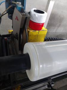 Rouleau de film PE biodégradable de haute qualité couleur claire avec logo imprimé sac à fermeture éclair en plastique souple pour emballage d'exportation fabriqué au Vietnam - Product Image 5