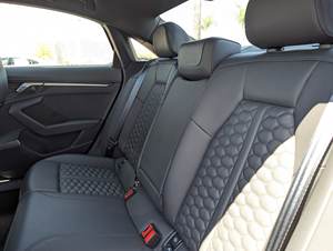 Clean 2023 Aud-i RS3 d'occasion - Product Image 4