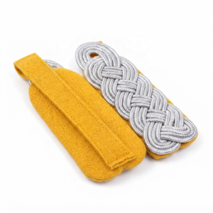 Épaulettes d'officier de vol les mieux notées avec passepoil jaune doré brodé – Accessoires d'uniforme de service - Product Image 3
