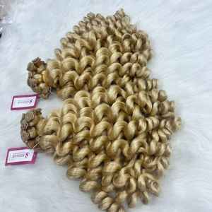 Alta calidad doble dibujado Remy cuerpo mano atada trama brasileña rubia extensión de cabello humano estilo de onda Natural - Product Image 4