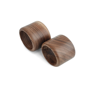 Lot de 6 ronds de serviette en bois pour votre table, ensemble de ronds de serviette en bois artisanal avec 6 restaurants de mariage décoratifs - Product Image 3