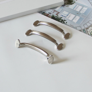 Poignées de meuble modernes en alliage de zinc, quincaillerie durable pour armoires de cuisine, placards et tiroirs, finition nickel brossé - Product Image 3