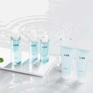 เอ้มูน คาล์มมิ่ง เฟซ เซ็ต-โทนเนอร์ แอมพูล แอนด์ อควา ครีม - Product Image 1