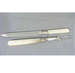 Couteau à beurre et fourchette à manche en corne de buffle Ensemble de couteaux à beurre à lame en acier miroir avec boîte en bois à bas prix disponible - Product Image 6