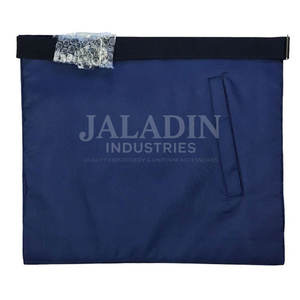 Nuevos Delantales Masónicos Ajustables Personalizados con Bordado 3D en Terciopelo y Bordado a Mano en Oro, Hechos en Pakistán - Product Image 4