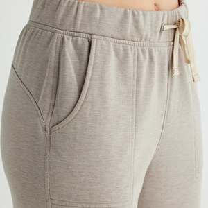 กางเกงวอร์มผ้าฟลีซสำหรับผู้หญิงกางเกงออกกำลังกายเล่นกีฬาออกกำลังกายมีโลโก้ออกแบบได้ตามต้องการสำหรับผู้หญิง - Product Image 4