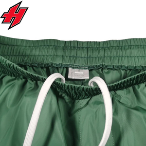 Pantalones cortavientos deportivos de fitness de nailon alto para hombre al por mayor, monos bordados con cordón elástico multibolsillos para deportes - Product Image 2