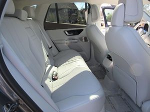 2023 M E R C E D E S - Benz EQE350 4MATIC SUV Faible kilométrage Boîte de vitesses automatique Direction à gauche souple Pneu R20 État sombre - Product Image 6