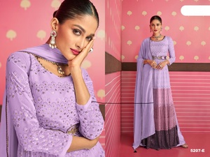Traje Pakistaní de Georgette Pesada con Bordado para Venta al por Mayor - Product Image 3