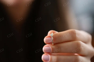 แหวนหมั้นหินสามชิ้นสีทอง18K ทำด้วยมือแหวนแต่งงานแบบคลาสสิกสำหรับผู้ใหญ่ - Product Image 5